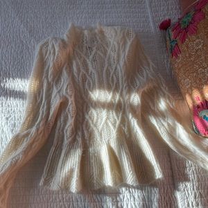 Express sweater. Very dainty & precious. Size xs fits a small or medium